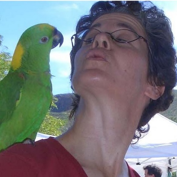 Meet your Posher, Amy - Picture 1 of 1